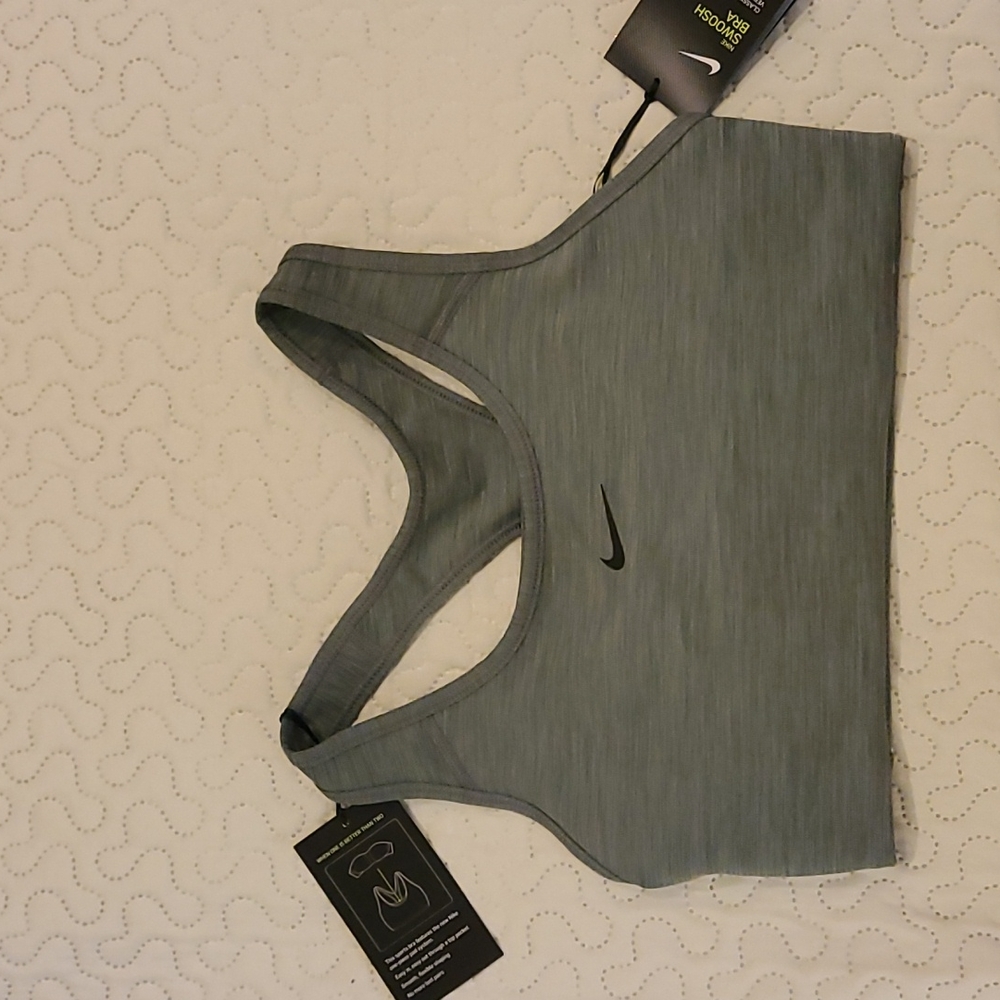 NIKE Swoosh Medium Impact Racerback Sports Bra M NWT
